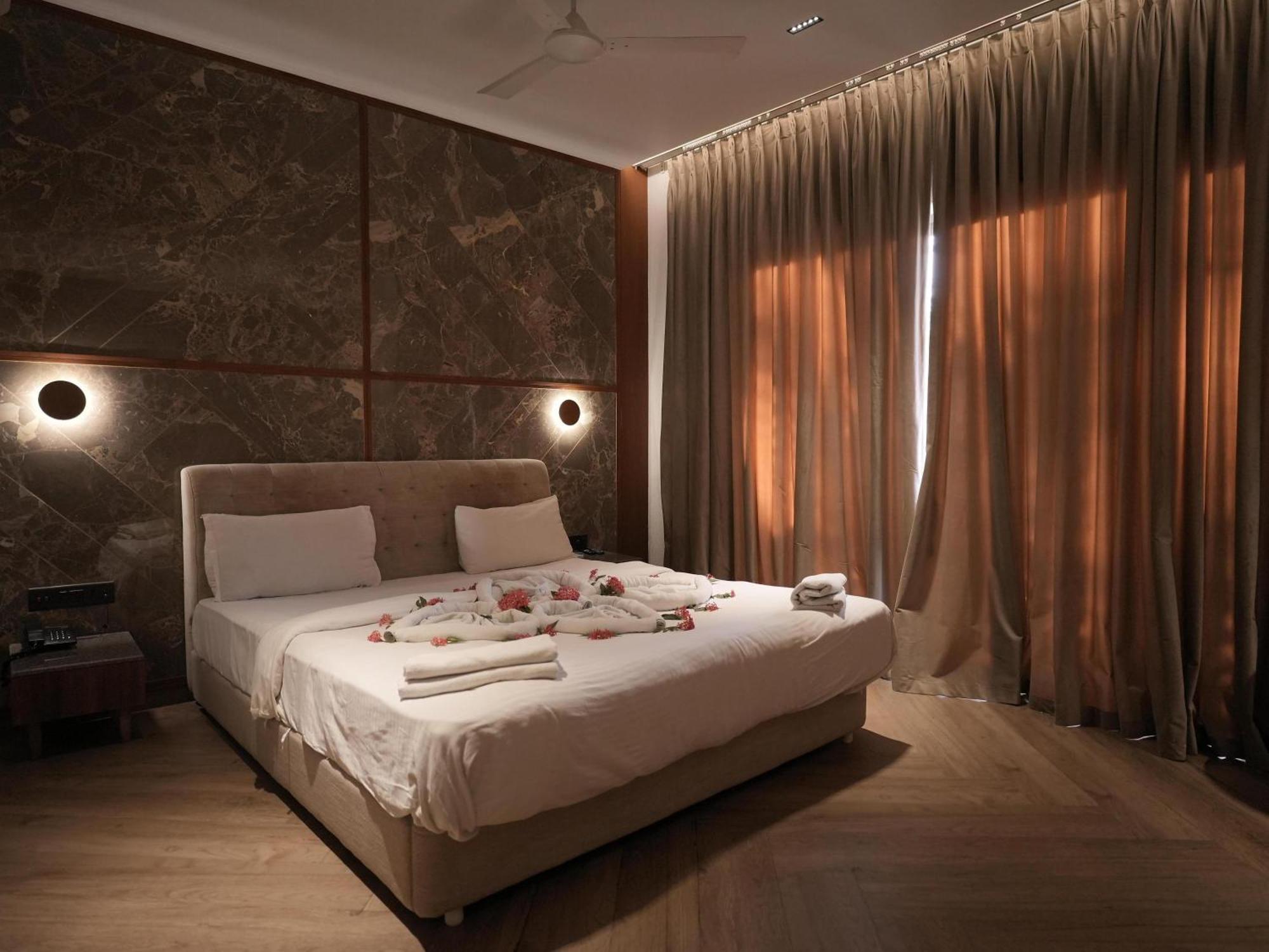 Cassa Marina Beach Resort Damlawari Екстер'єр фото
