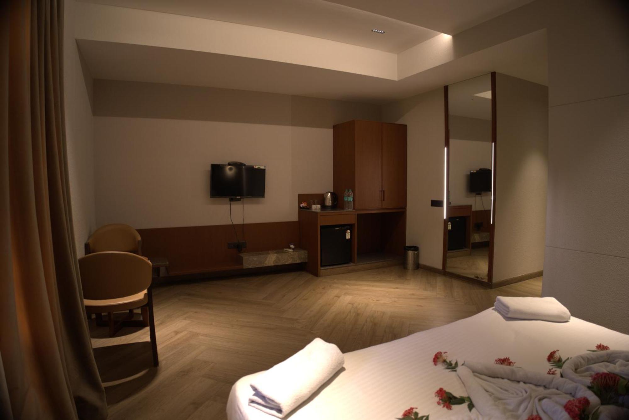 Cassa Marina Beach Resort Damlawari Екстер'єр фото